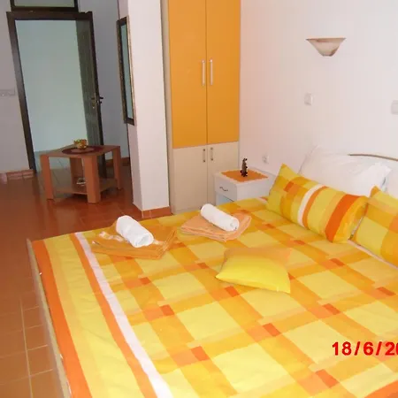 אוהריד Karoski Apartments & Suites מראה חיצוני תמונה