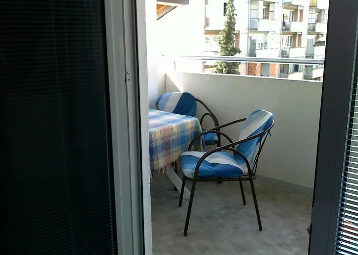 Karoski Apartments & Suites