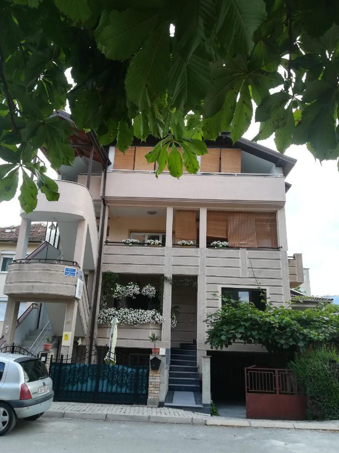 Karoski & דירה *