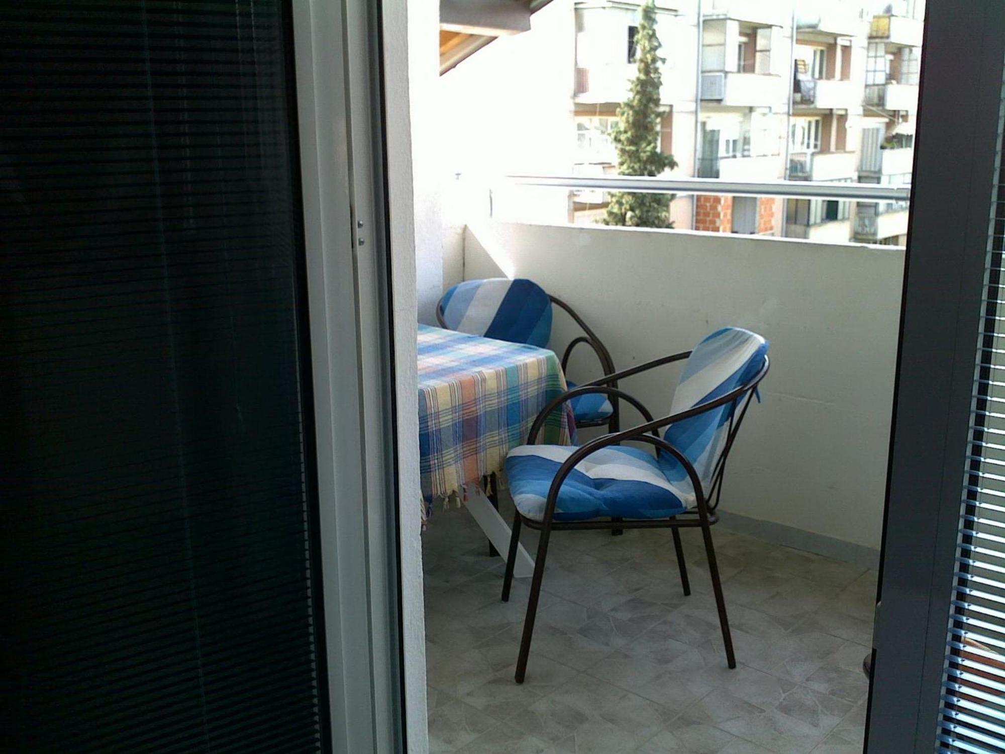Apartament Karoski & *