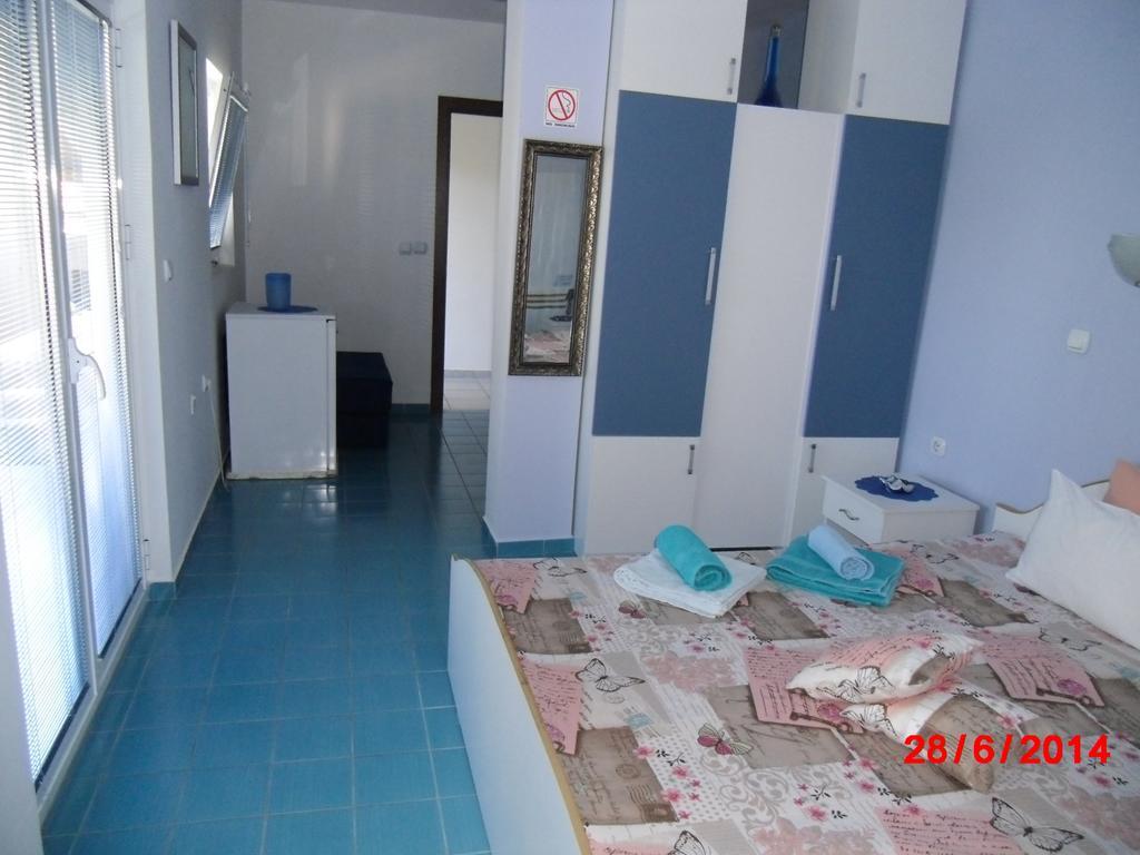 Apartment Karoski &